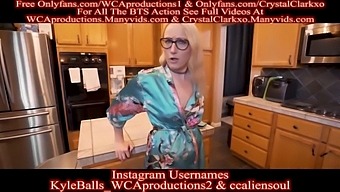 Pov Sex With Stepmom In Seductive Poses